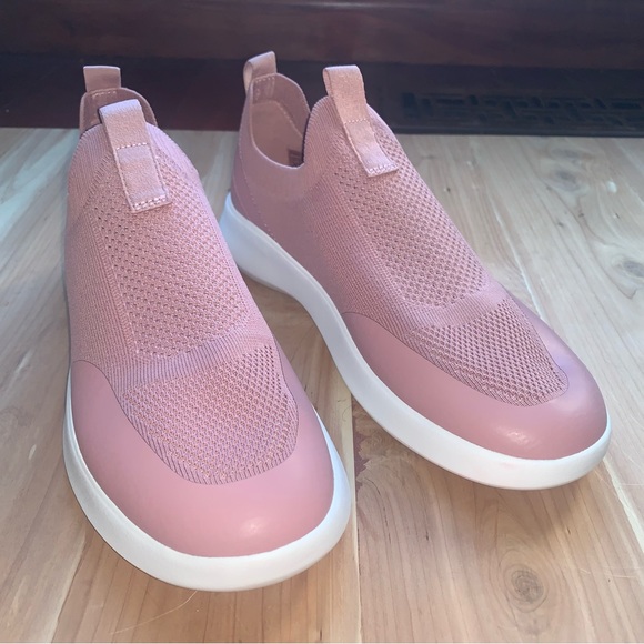 Koolaburra by Ugg, Slip on Trainer -Yosha - Picture 5 of 10